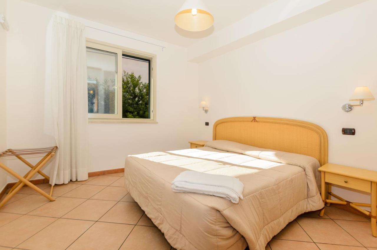 Le Tartarughe Aparthotel Летоянни Экстерьер фото